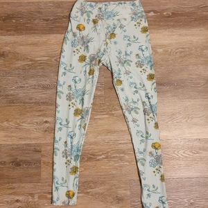 LulaRoe Floral Print Leggings